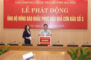 Văn phòng UBND Thành phố phát động ủng hộ đồng bào khắc phục hậu quả cơn bão số 3