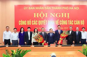 Chủ tịch UBND Thành phố Vũ Đại Thắng trao quyết định bổ nhiệm, điều động 5 lãnh đạo sở, ngành, đơn vị